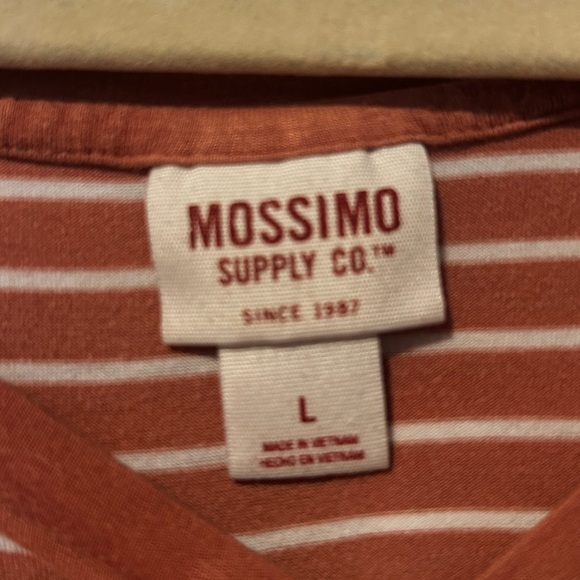 🤎 Mossimo Striped Pocket Tee Size L - Picture 3 of 4